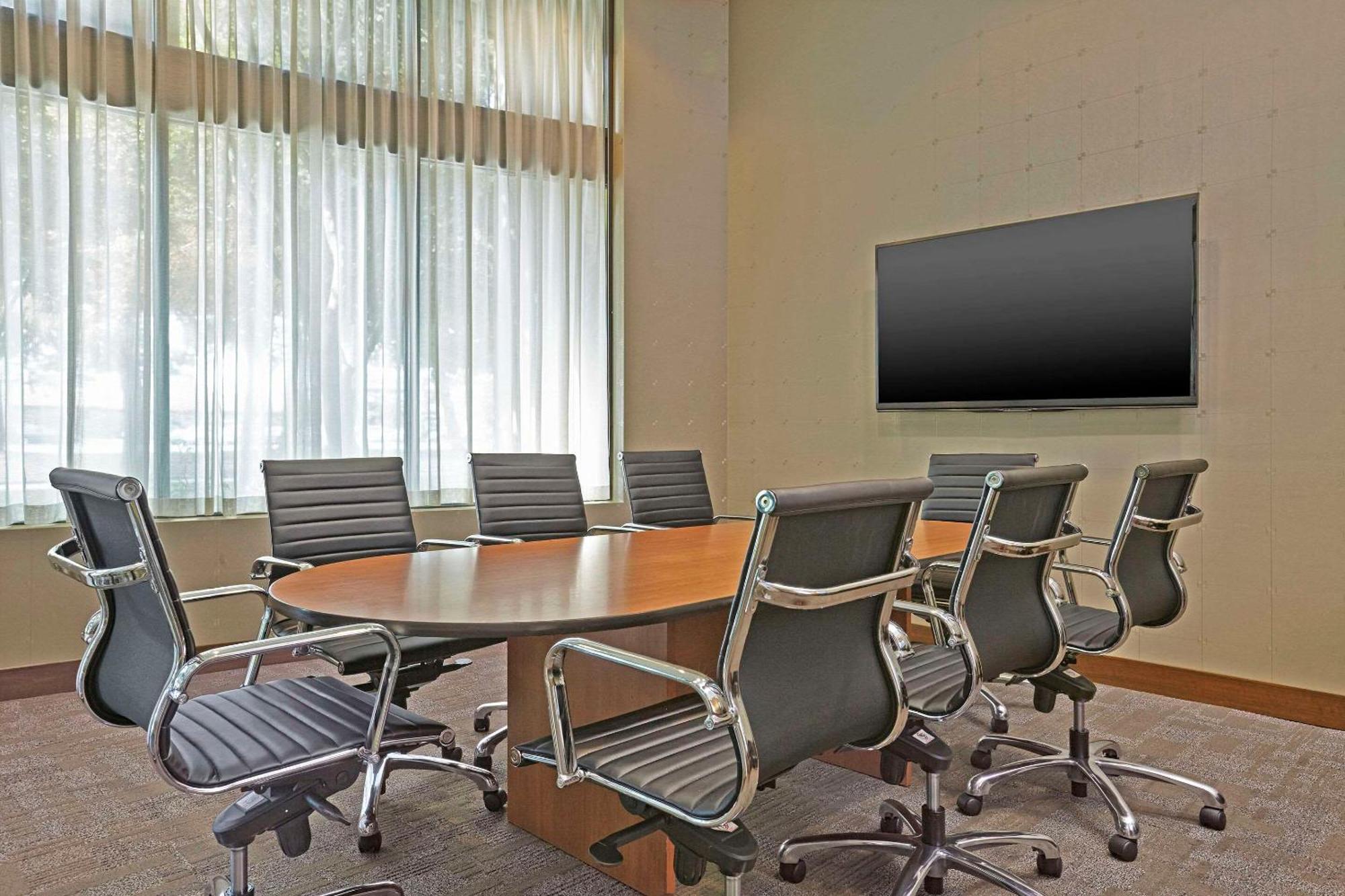 Hotel Grand Park Vancouver Airport, Ascend Collection Richmond